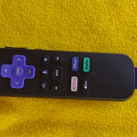 Roku Black and Purple Streaming Remote NWOT - Picture 3 of 3